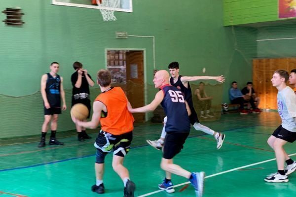 streetball5-min172A5460-6F44-36A7-2F2F-B52C7E9E08B3.jpg