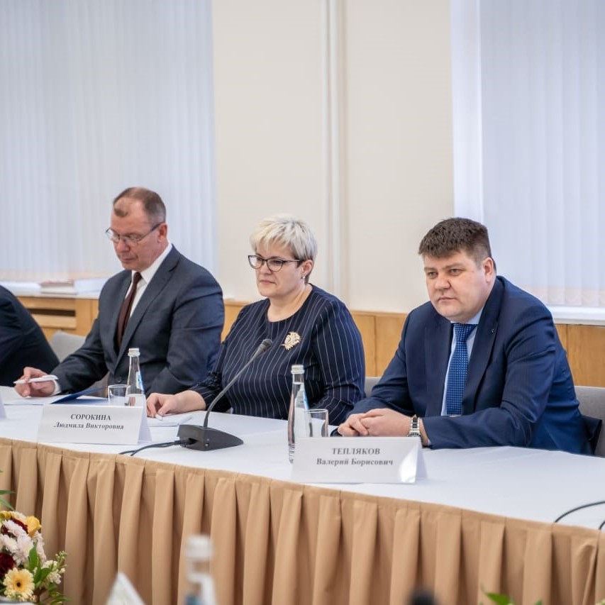 4.1 Колледж посетили заместитель министра транспорта Валентин Иванов и первый заместитель министра просвещения Александр Бугаев - MKT-TEST