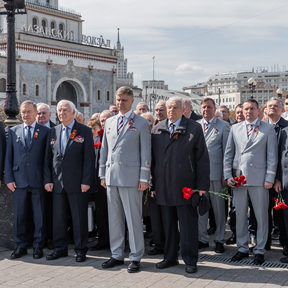 DSC02558.1 Студенты МКТ приняли участие в торжественном митинге ОАО «РЖД» - MKT-TEST