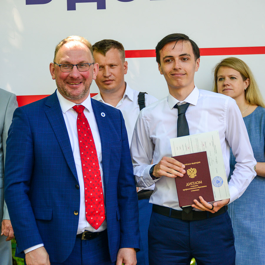 DSC_7550.1 В добрый путь, выпускники! - MKT-TEST