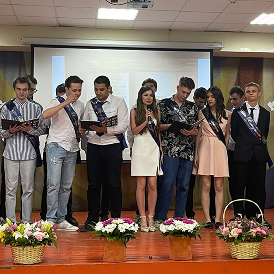 image-30-06-22-04-14-2.1 В добрый путь, выпускники! - MKT-TEST